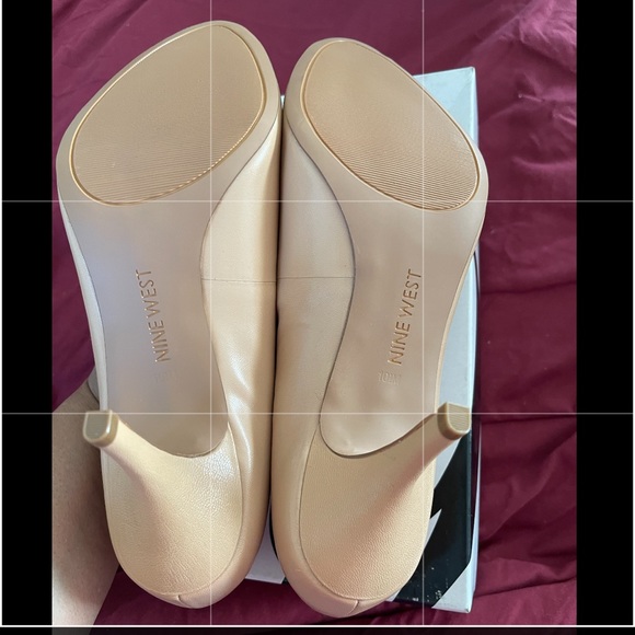 NINE WEST PUMPS - Picture 4 of 6